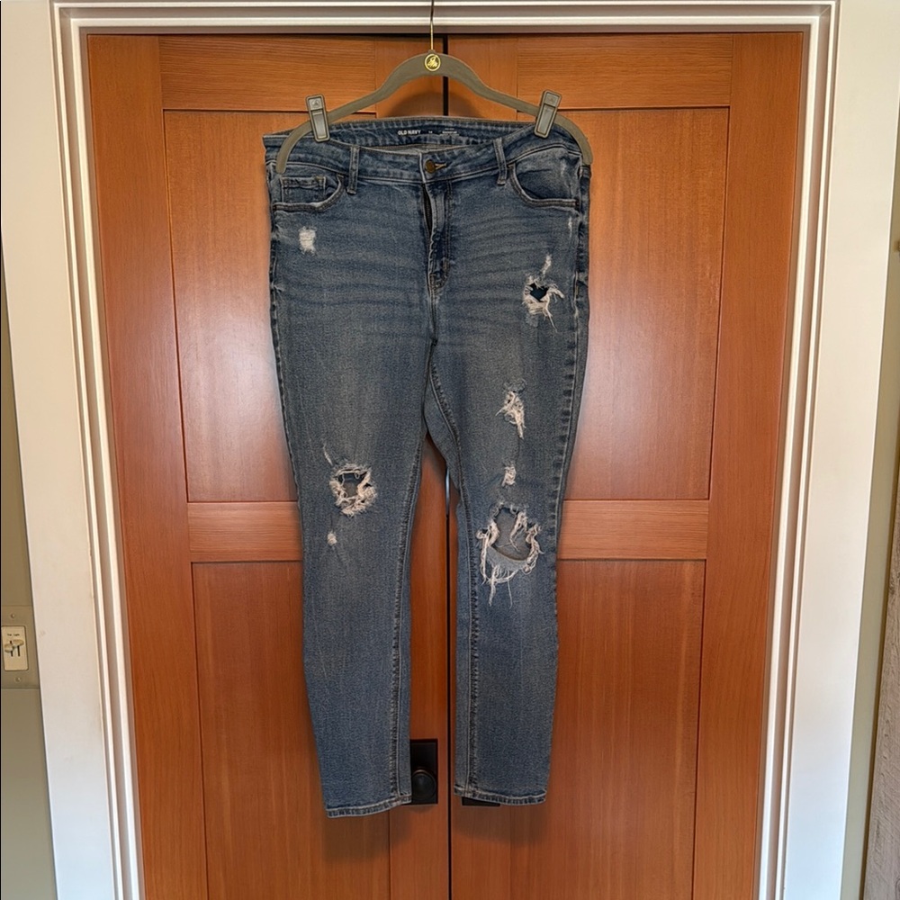 Old Navy Distressed Ankle Jeans - Dark Blue
